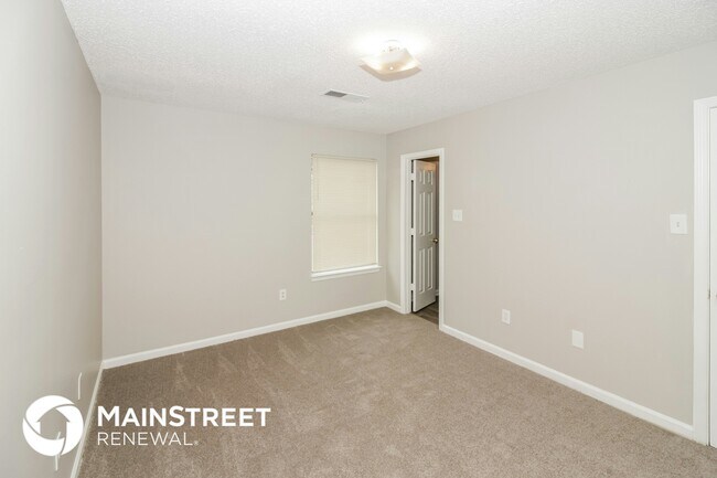Building Photo - 4354 Rosswood Dr