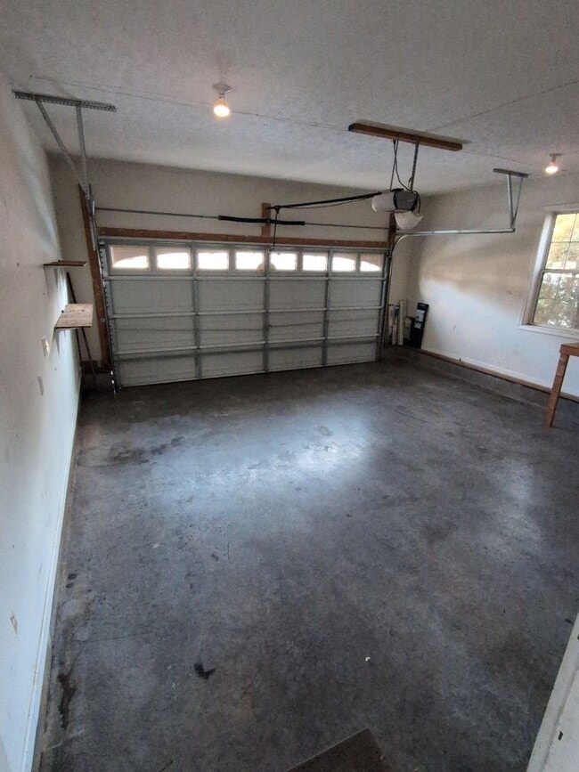 Building Photo - 3274 N Senseney Cir