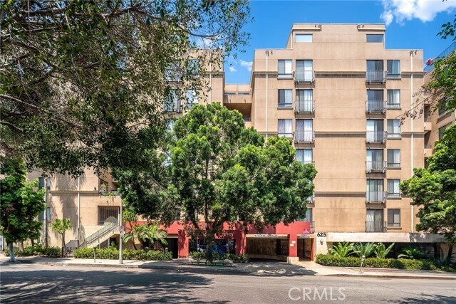 Building Photo - 625 S Berendo St
