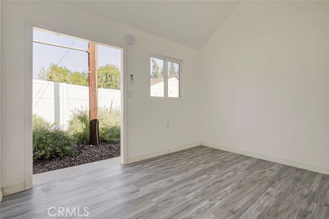 Building Photo - 10499 Yolanda Ave