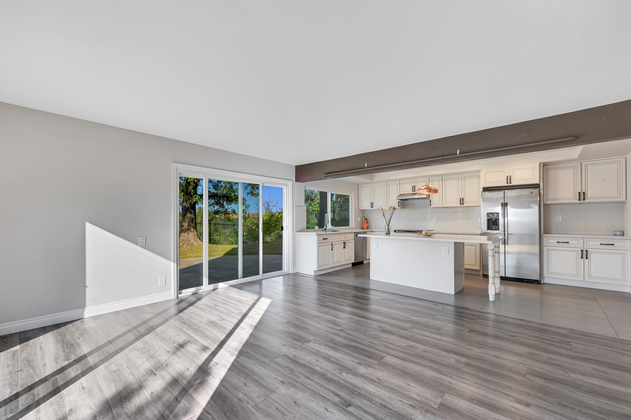 Joyfully flooded w/ natural light - 4352 Park Corona