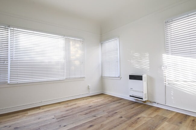 Floorplan - Newly Remodeled Studio Apartment