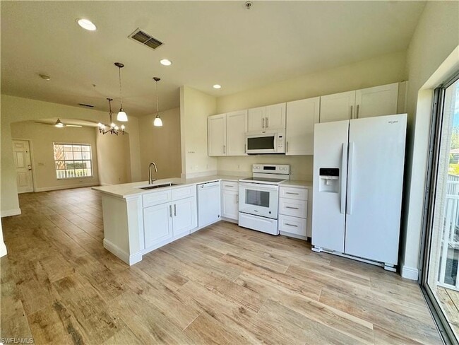 Building Photo - 3255 Tamara Dr