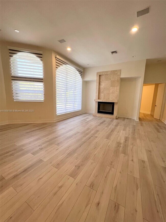 Building Photo - 8160 NW 47th Dr