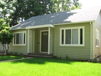 Building Photo - 313 W 1st Ave