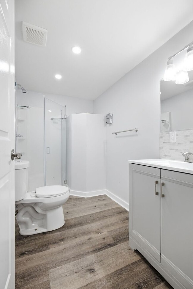 Building Photo - West Nashville Rental