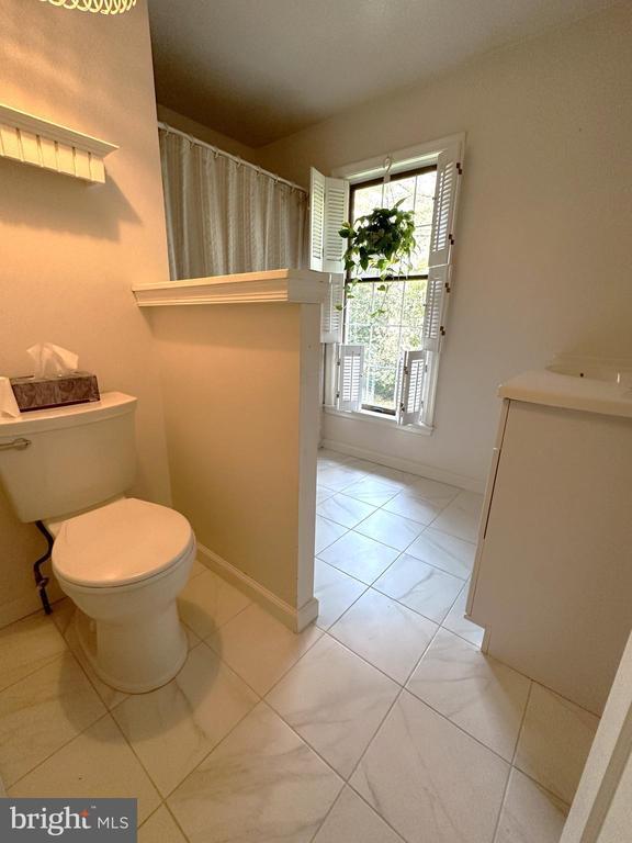 Building Photo - 623 Sean Dr