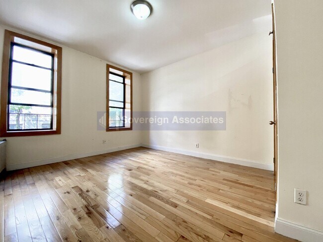 Building Photo - 255 Fort Washington Avenue