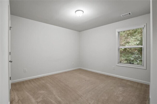 Building Photo - 206 Britt Dr