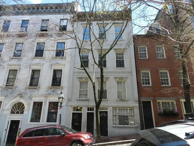 Building Photo - 44 Grove St