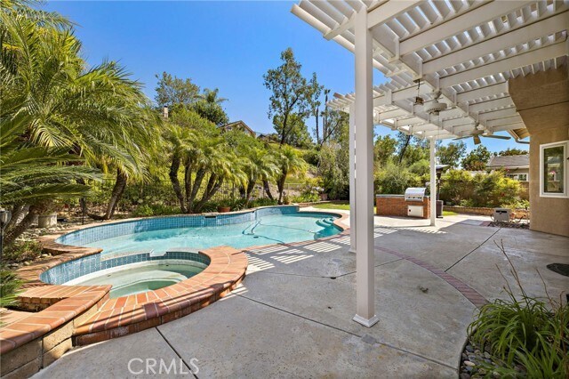Building Photo - 20916 Morningside Dr
