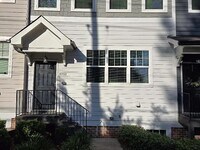 Building Photo - 3752 Oxford Cir