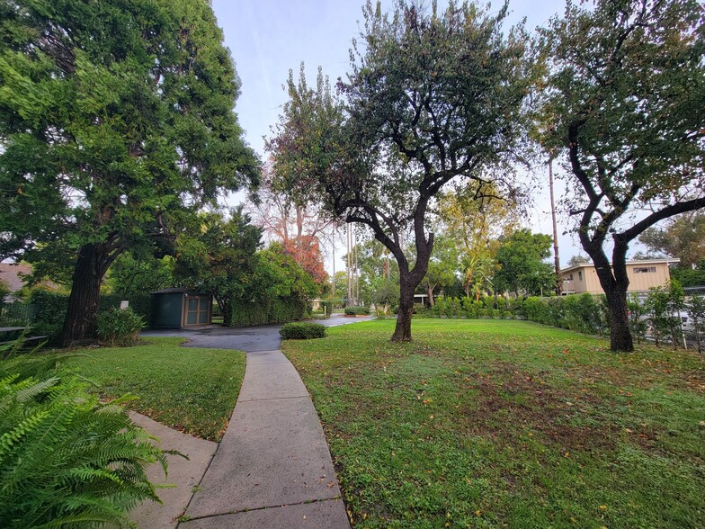 Building Photo - 13626 Leadwell St