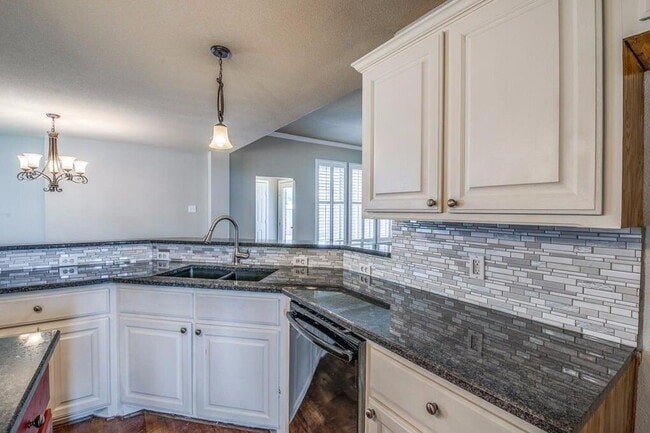 Building Photo - Gorgeous Home in Lubbock-Cooper ISD