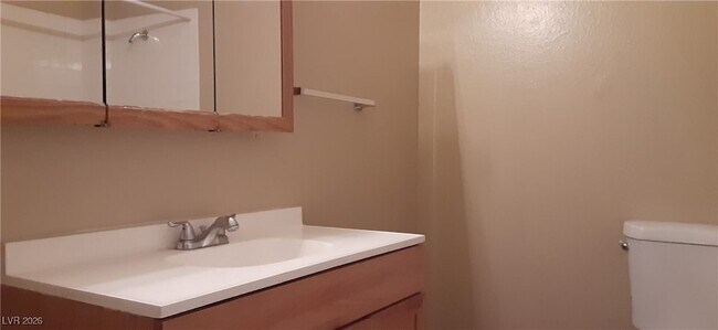 Building Photo - 1424 Patriot St