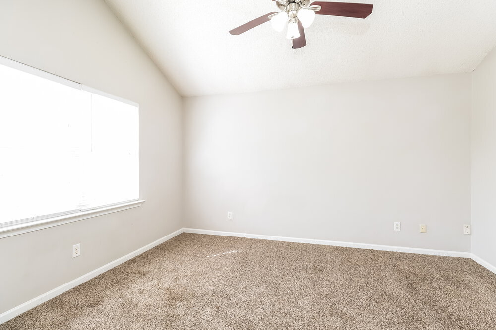 Building Photo - 13965 Dingess Rd