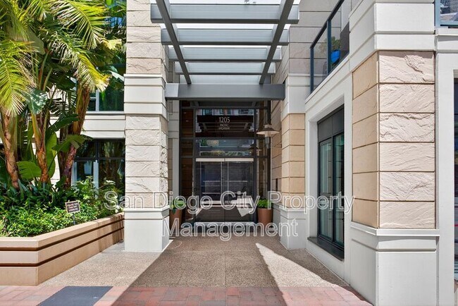 Building Photo - 1205 Pacific Hwy