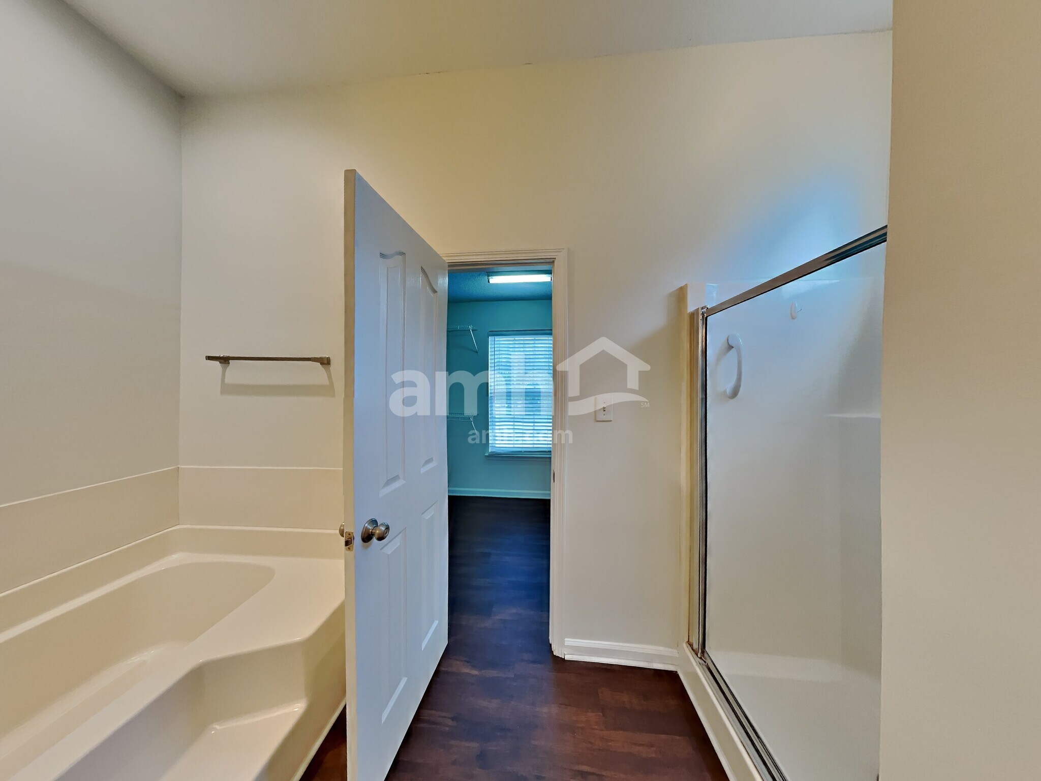 Building Photo - 9411 Misty Arbor Way