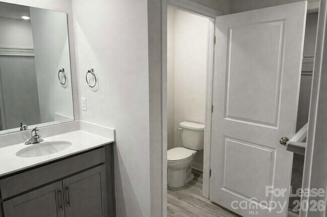 Building Photo - 116 Windstone Cmn Ln