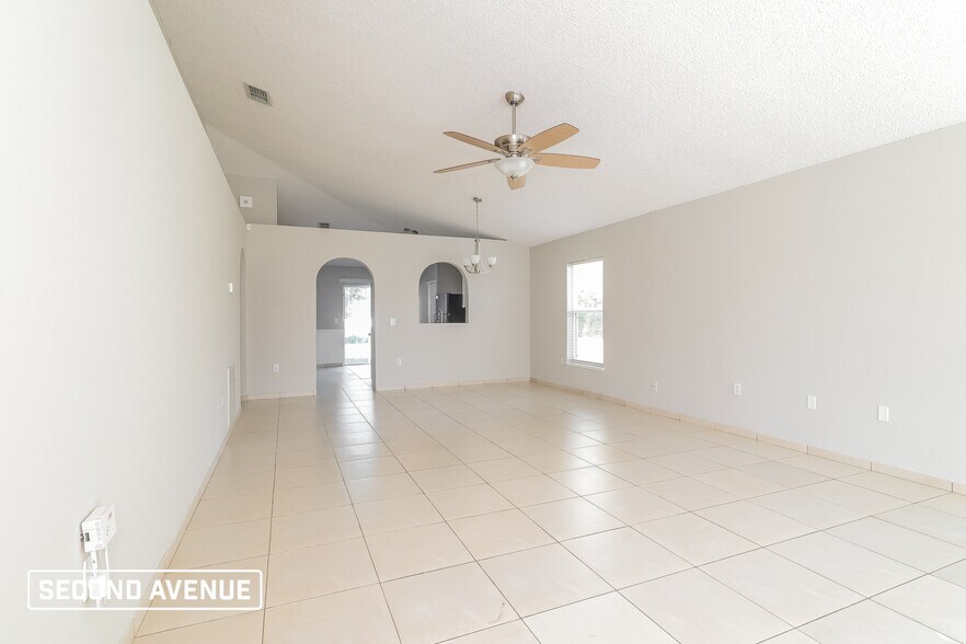 Building Photo - 2926 Noah Cir