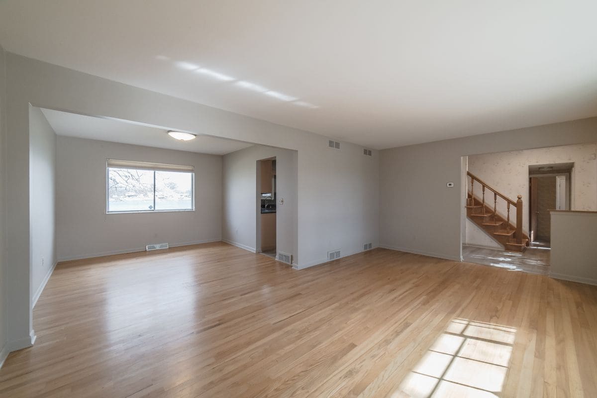 Building Photo - 1587 3 Lakes Dr
