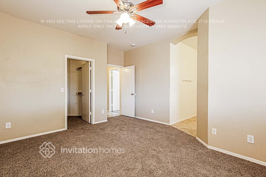 Building Photo - 14921 W Lisbon Ln
