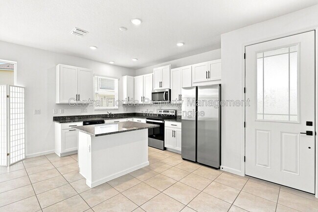 Building Photo - 865 Spring Palms Lp
