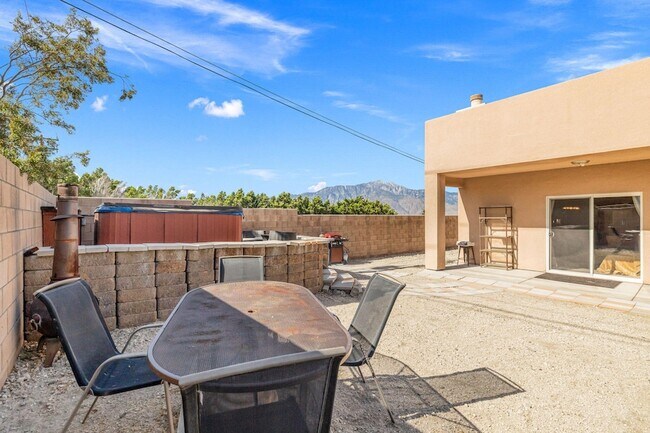 Building Photo - 12074 Tamar Dr