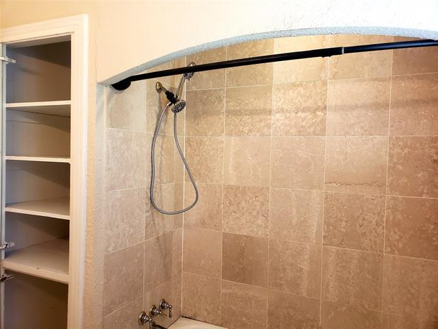 Building Photo - 6219 Penrose Ave