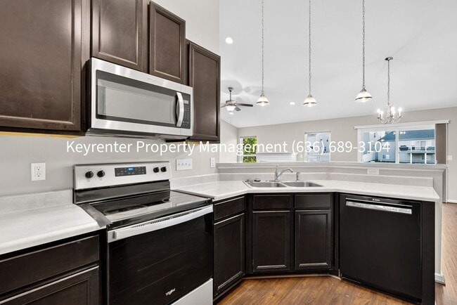 Building Photo - Modern Ranch Retreat – 4BR/3BA in Saint Charles!