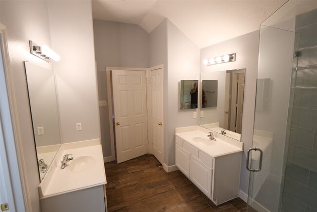 Building Photo - 24402 Pepperrell Pl St