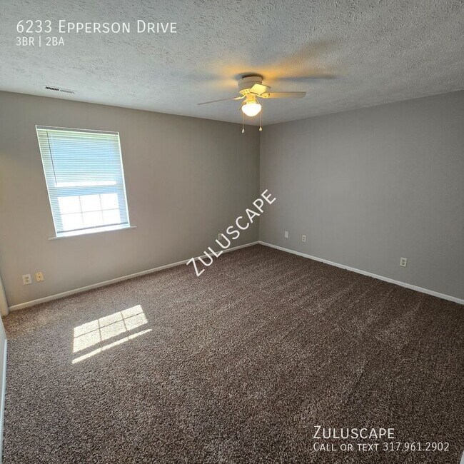 Building Photo - Updated home in Decatur Township