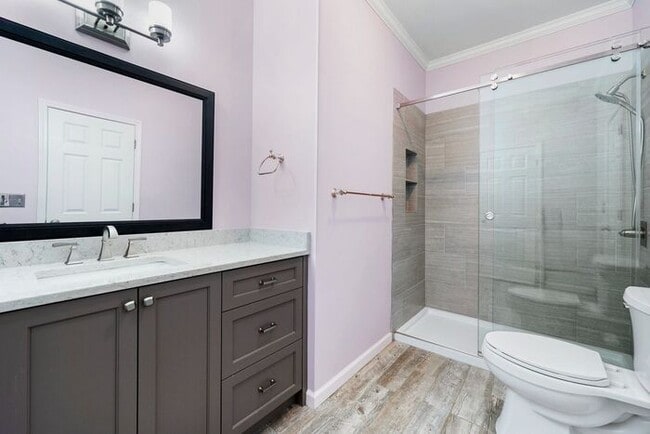 Building Photo - 7015 Blackthorn Ln