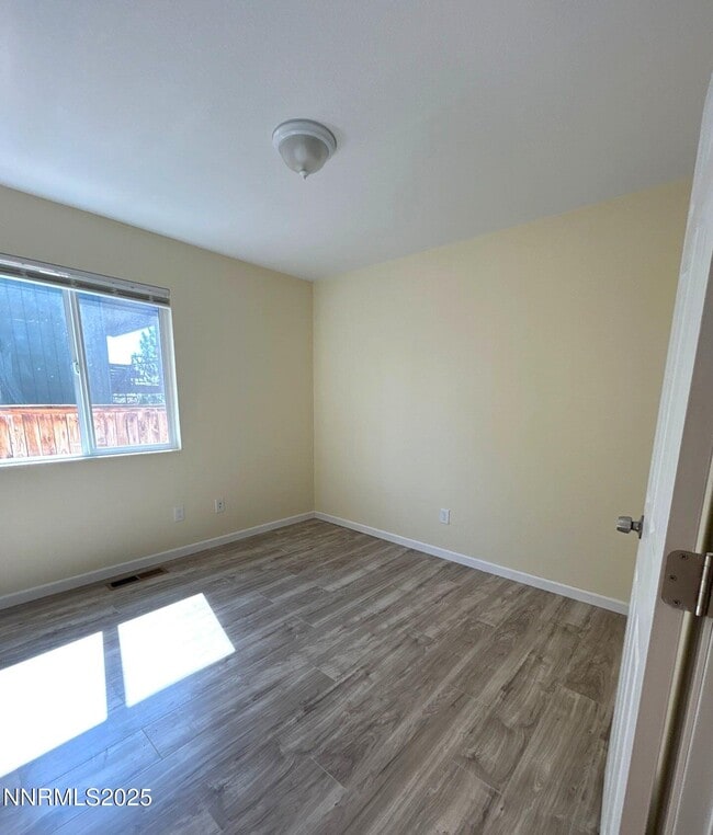 Building Photo - 5380 Twin Creeks Dr