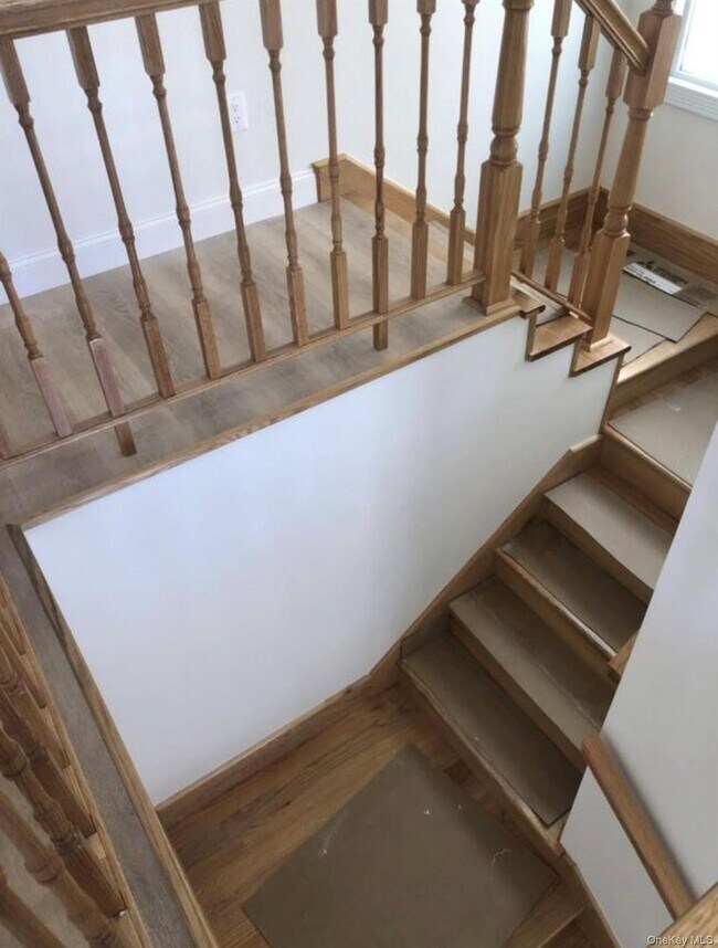 Building Photo - 307 National Blvd