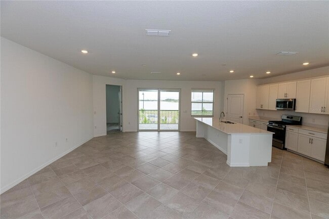 Building Photo - 16572 Kingwood Ln