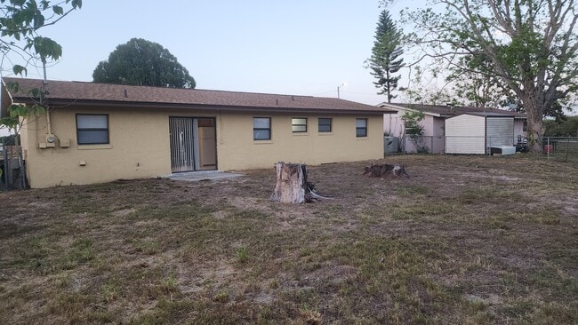 Building Photo - 3379 North Ave