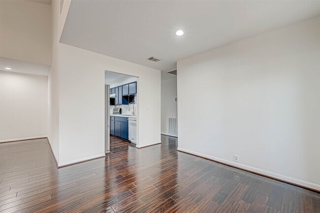 Building Photo - 1502 Prairie Grove Dr