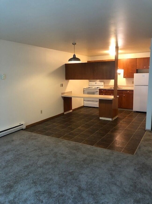 Interior Photo - Sandpoint Manor