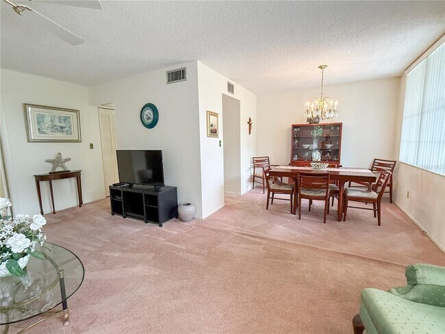 Building Photo - 4880 Locust St NE