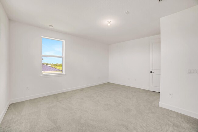 Building Photo - 20161 SE Bridgewater Dr