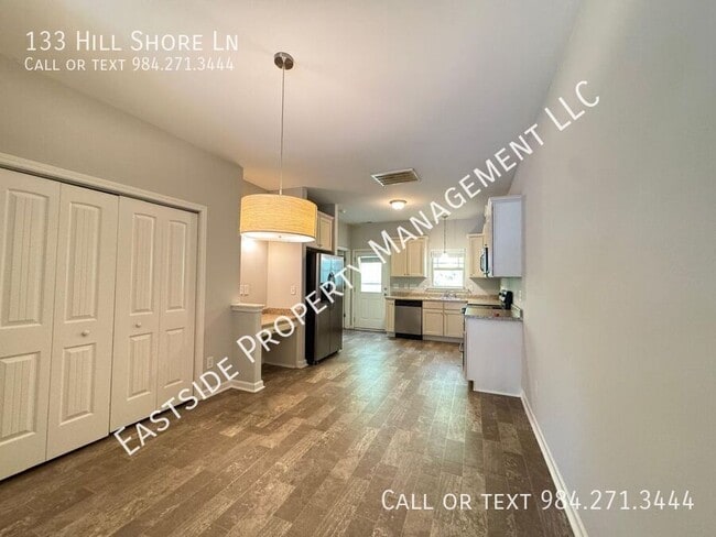 Building Photo - 133 Hill Shore Ln