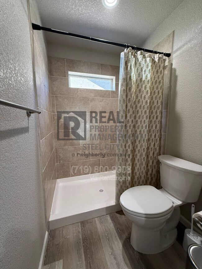 Building Photo - 155 S Stardust Cir
