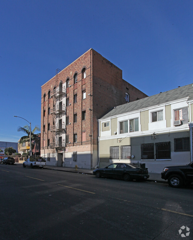 Primary Photo - 729 S Bonnie Brae St