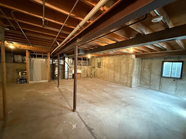 Building Photo - 3508 Caine Dr