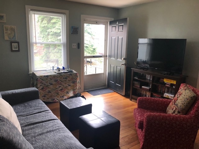 Building Photo - 1343 Ida Ave