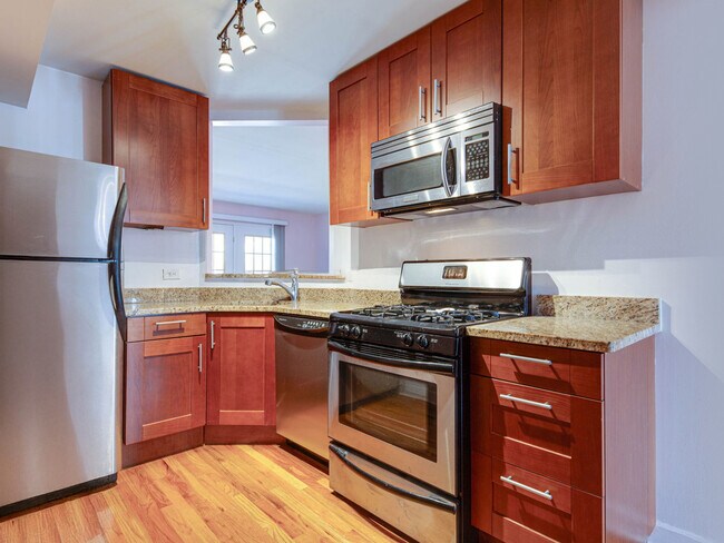 Building Photo - 615 Quincy Bridge Ln