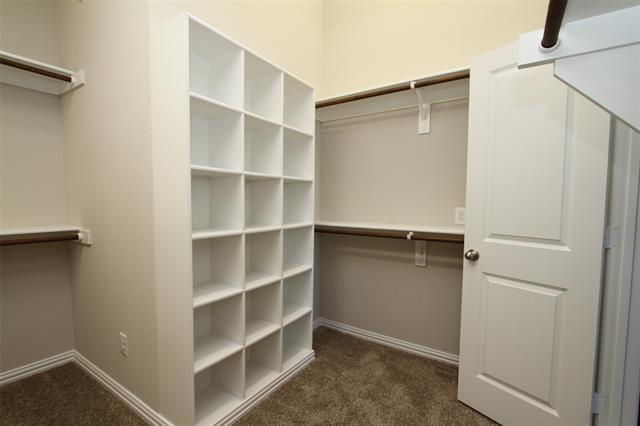 Building Photo - 2300 Southwick Dr