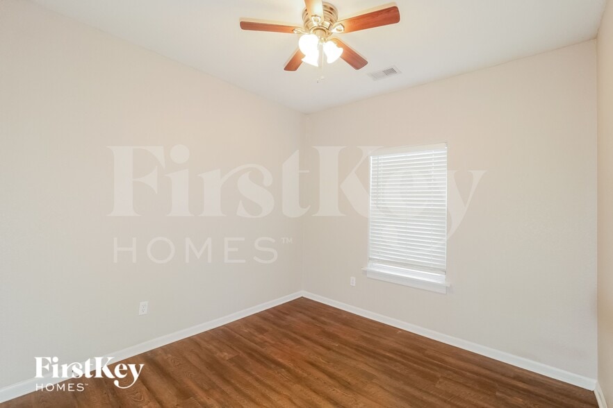 Building Photo - 16811 Onyx Terrace