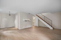 Building Photo - Beautiful Two-story condo 2bedrooms 2 bath...